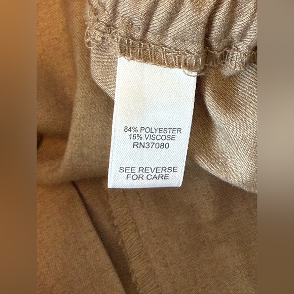 Classic pleated Pants - Picture 7 of 7